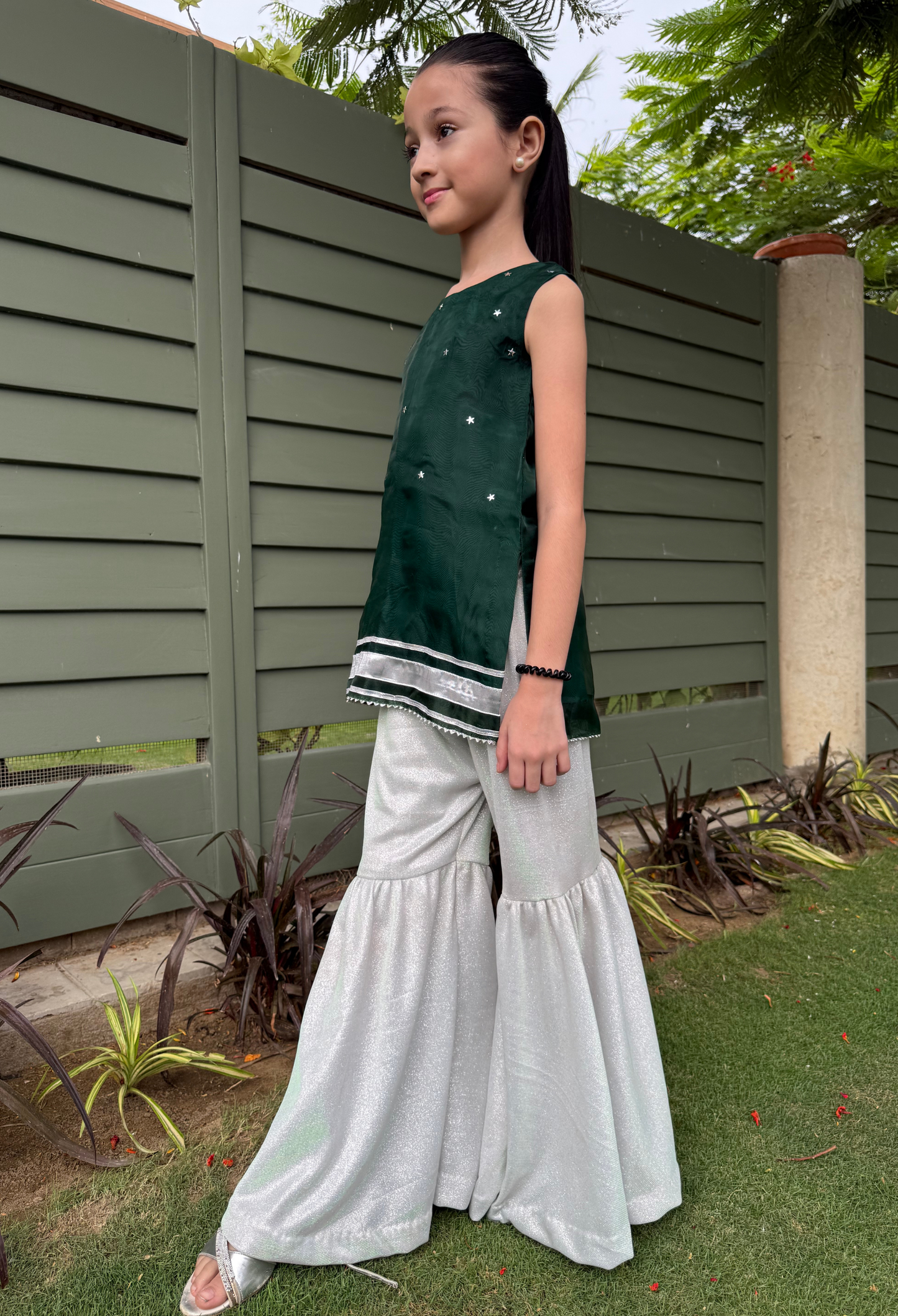 Taara Set